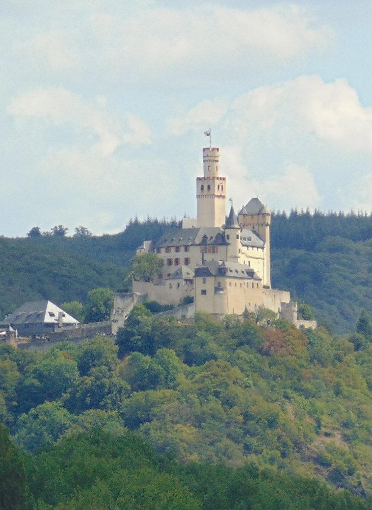 Burg Lahnstein.jpg