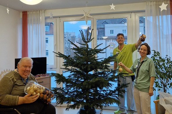 A_Christbaumschmuecken_WB3.jpg
