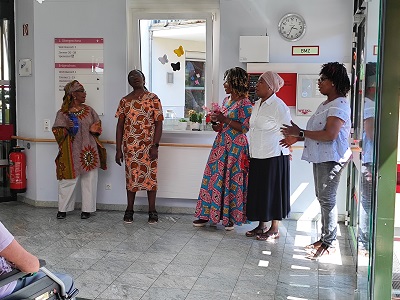 Afrikanischer Chor Tit1. alle.jpg