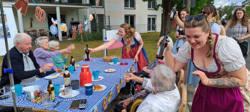 Bergkirchweih stand1kl4.jpg