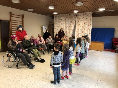 Kindergarten Besuch 8kl.jpg